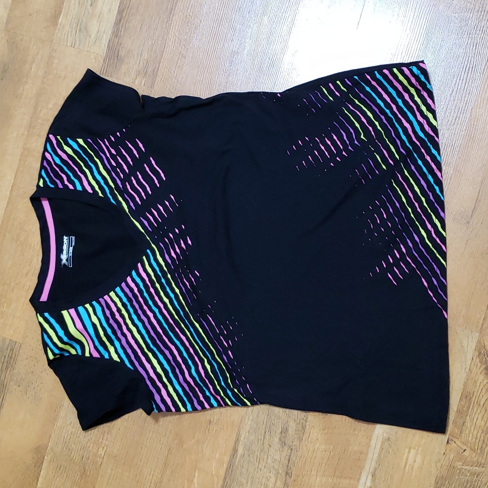 Xersion - Neon stripe v-neck tee - Ladies Large